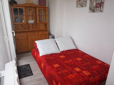 Studio Merville-Franceville-Plage 1 pièce 4 personnes - FR-1-465-37