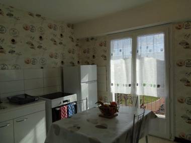 Appartement Montrond-les-Bains 2 pièces 2 personnes - FR-1-496-229