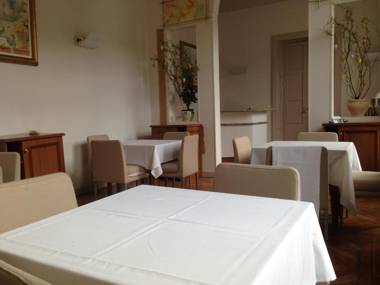 Acacias Apparts Hotel