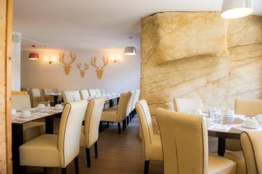 SOWELL Family Les Bergers