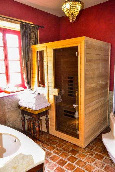 Chateau d'Origny Chambres d'hotes et Restaurant Gastronomique