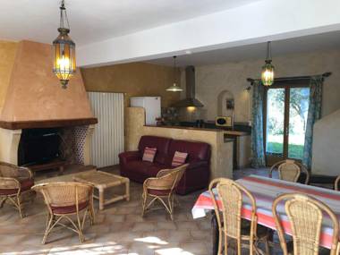 Provence Le Mas des Lavandes - unit Jujubier with pool in the middle of nature