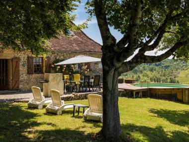 Pleasant farmhouse with private swimming pool large garden playground and beautiful view.