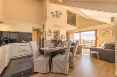 Veyrier - La Brune Duplex 4 vue lac exceptionnelle by LocationlacAnnecy LLA Selections