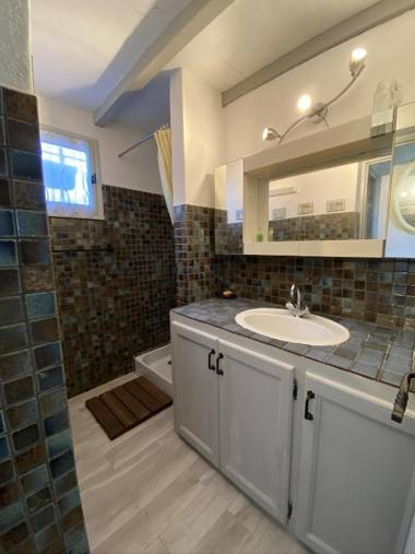 Mini villa dans domaine avec vue mer et accès plage