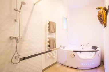 Villa Mogador Piscine et Balnéo