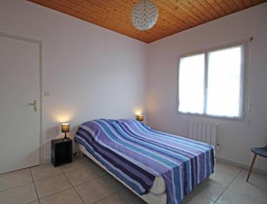 Agréable maison avec piscine 6 couchages au calme