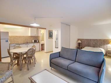 Studio Lamalou-les-Bains 1 pièce 2 personnes - FR-1-451-56