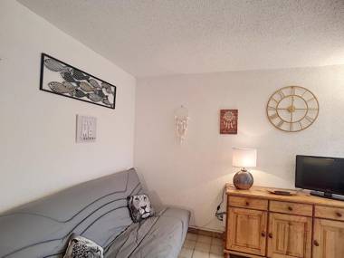 Studio Lamalou-les-Bains 1 pièce 2 personnes - FR-1-451-100