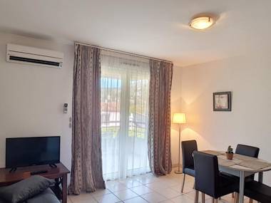 Appartement Lamalou-les-Bains 2 pièces 2 personnes - FR-1-451-117