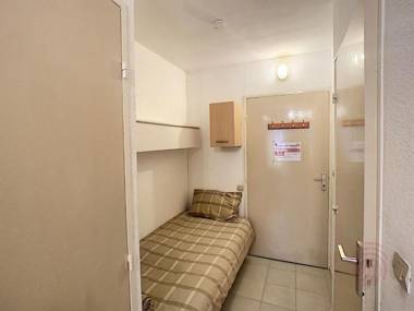 Studio Lamalou-les-Bains 1 pièce 2 personnes - FR-1-451-136