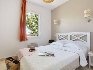 Bright maisonette near a medieval town with a city wall