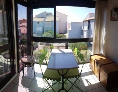 BM 463 - Appartement T2 Cabine 4 couchages NARBONNE-PLAGE