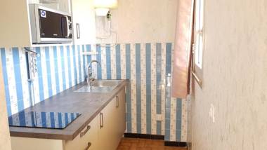 ROC 7 NARBONNE-PLAGE: Appartement studio cabine vue mer