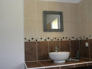 Quaint Holiday Home in Le Plan-de-la-Tour with Pool