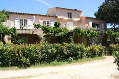 Chambres d'Hotes Les Amandiers