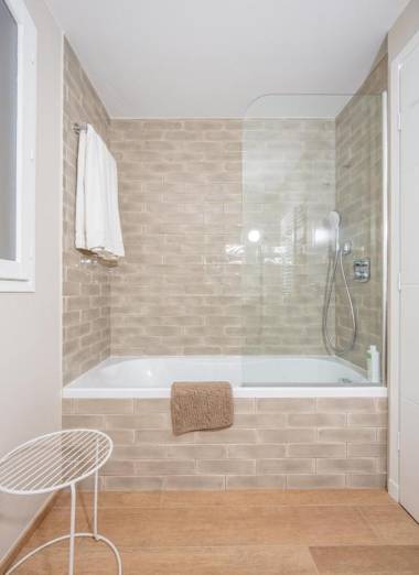 Studios 10 & 11 BY HOTEL DES LICES