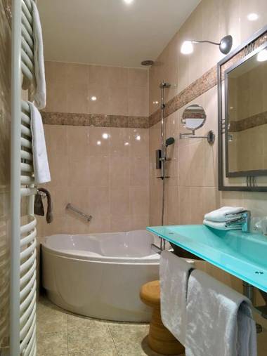 Logis Hotel Le Relais De La Poste