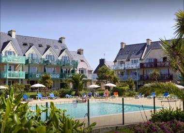 Maison de 2 chambres a Guilvinec a 30 m de la plage avec piscine partagee et jardin clos