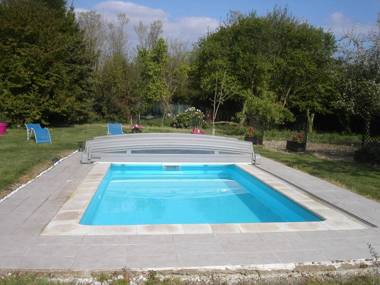 Characteristic 16-th century house with heated swimming pool.