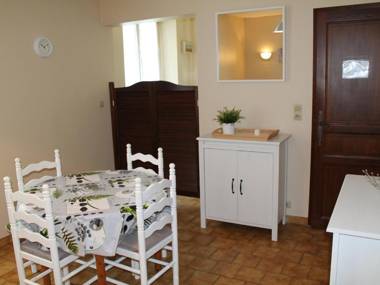 Appartement La Roche-Posay 2 pièces 4 personnes - FR-1-541-1