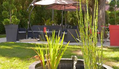 Logis Hotel Le Prieure