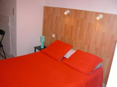 Appartement d'une chambre avec jardin clos et wifi a Neris les Bains