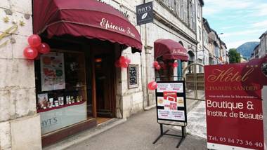 Appart Hotel Charles Sander