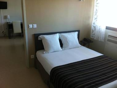 Fasthôtel Le Râle Des Genêts