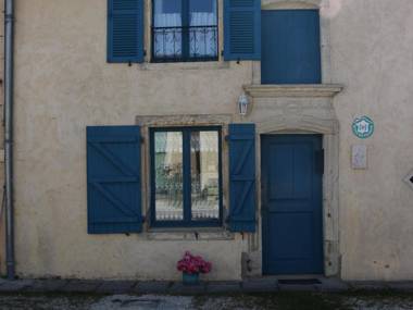 Gîte Halles-sous-les-Côtes 3 pièces 5 personnes - FR-1-585-6