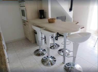 Maison de 3 chambres avec piscine partagee jardin amenage et wifi a Lecci a 1 km de la plage