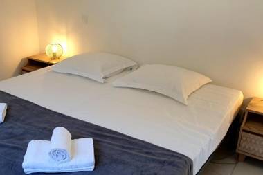 Jolie villa dans résidence avec piscine chauffée privée