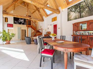 Gîte Chaumont-sur-Tharonne 4 pièces 10 personnes - FR-1-491-98