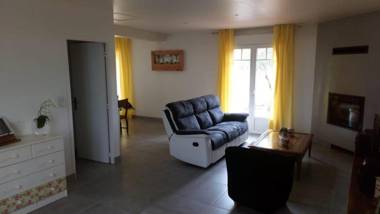 Une grande maison familiale à Brem sur Mer