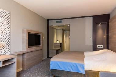 Logis LE RABELAIS Hôtel- Restaurant - SPA