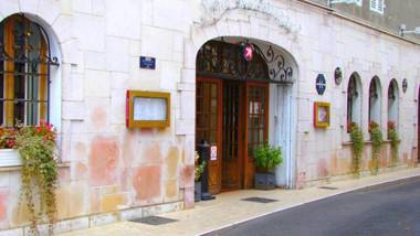 The Originals Boutique Hostellerie des Trois Pigeons Paray-le-Monial (Inter-Hotel)