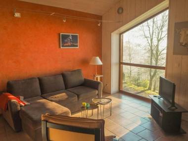 Gîte Saint-Étienne 3 pièces 4 personnes - FR-1-496-38