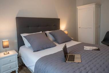 FIRMIN MARBEAU #13 - Espace citadin - 1 Chambre