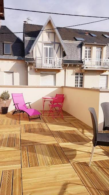 LES FRUITS DE MER terrasse plein sud