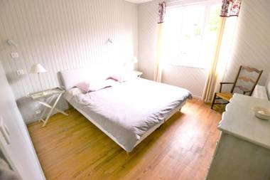 Maison de 2 chambres avec jardin clos a Grevilly