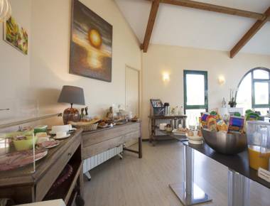 Golf Hotel Colvert - Room Service Disponible