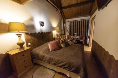 Au Refuge Des 3 Ours - Chambres d'hôtes et cabanes