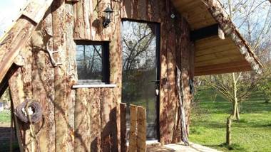 Au Refuge Des 3 Ours - Chambres d'hôtes et cabanes