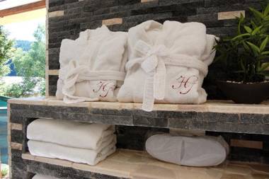 Domaine du Haut Jardin Hôtel & Chalets Spa Privé