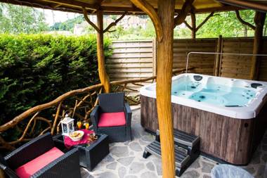Domaine du Haut Jardin Hôtel & Chalets Spa Privé