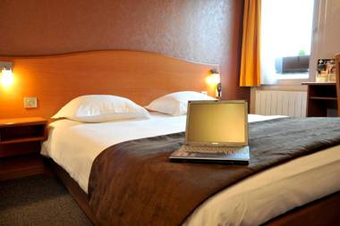 authentic by balladins Valenciennes Aéroport