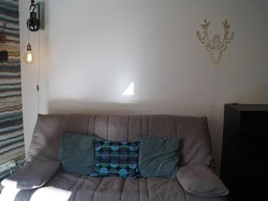 Studio Enchastrayes 1 pièce 4 personnes - FR-1-165A-22