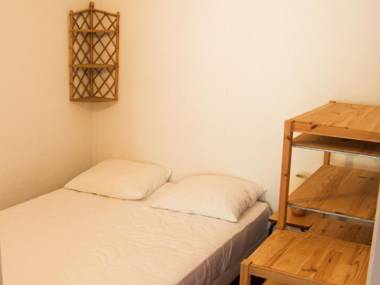 Appartement Enchastrayes 2 pièces 6 personnes - FR-1-165A-26