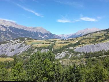 Studio Enchastrayes 1 pièce 4 personnes - FR-1-165A-35