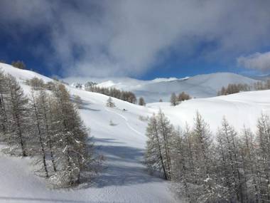 Appartement Enchastrayes 1 pièce 4 personnes - FR-1-165A-114